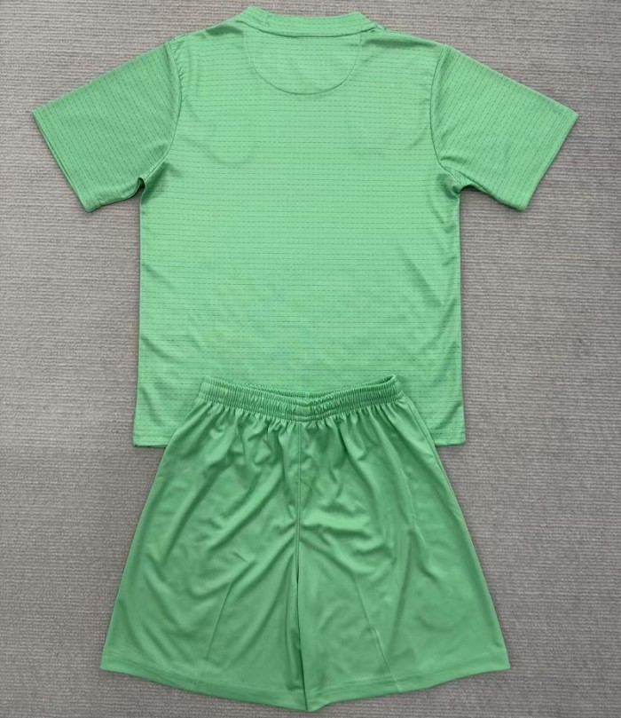 25/26 Everton goalkeeper kids kit
