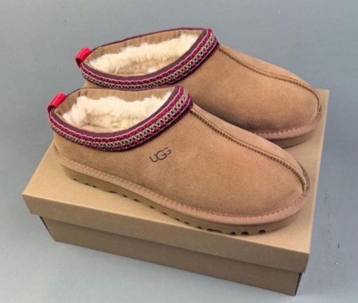 UGG SHOES