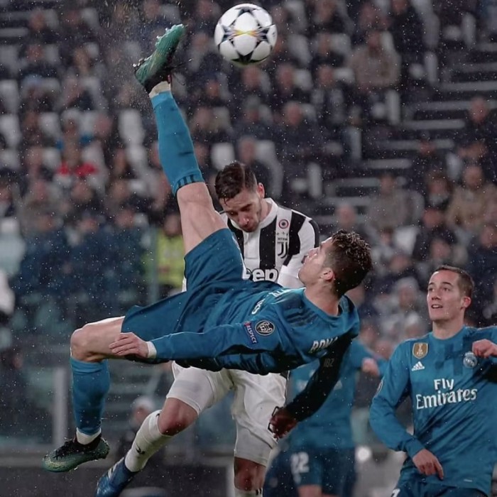 17/18 Retro Real Madrid third kids kit