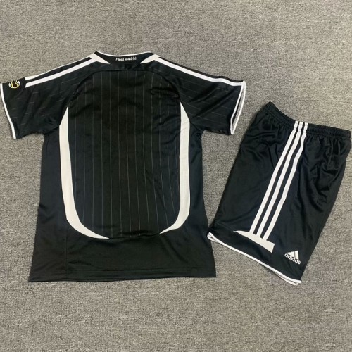 Retro 06/07 Real Madrid Away kids kit