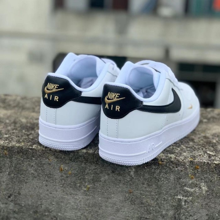 Nike Air Force 1'07 Essential