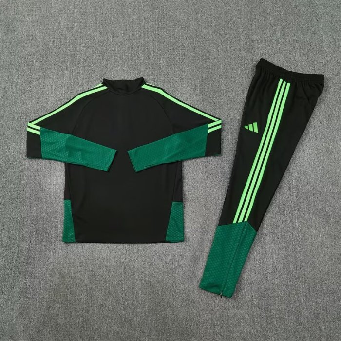 26/27 Mexico Adult training suit black