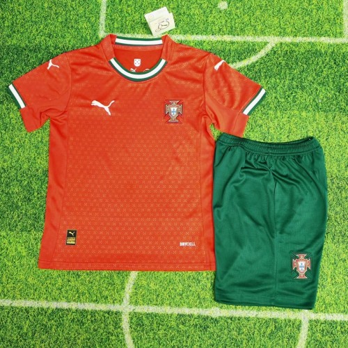 25/26 Portugal home kids kit