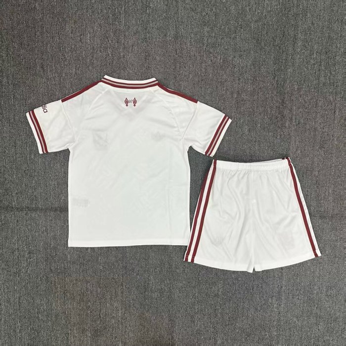 26/27  liverpool Away kids kit