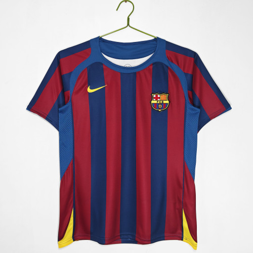 Retro Barcelona 05/06 Home football jersey