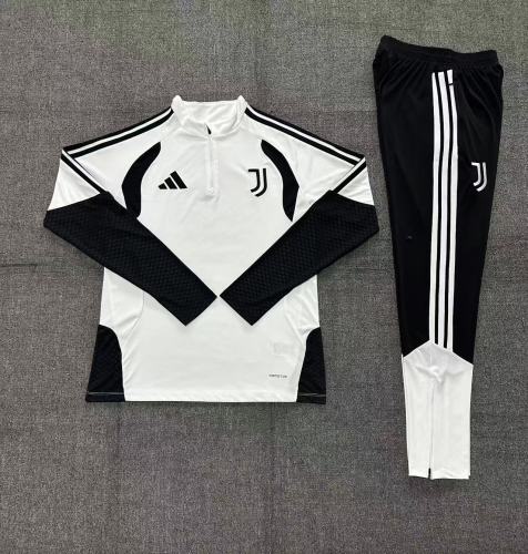 26/27 Juventus children's white training uniform