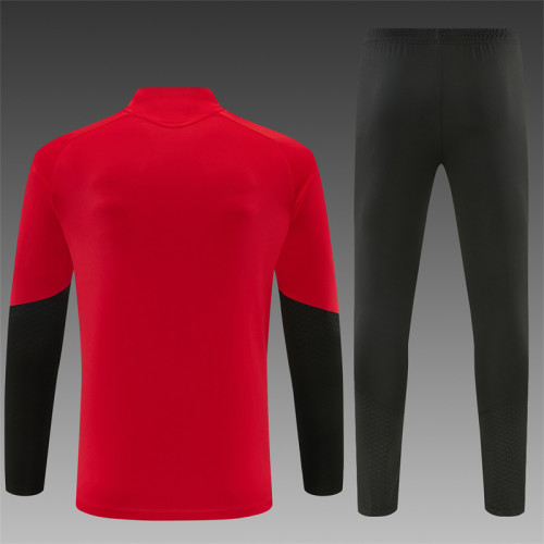 26/27 Manchester United children's training uniform in red