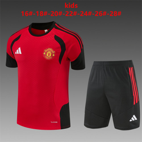 26/27 Manchester United short sleeved adult training uniform in red