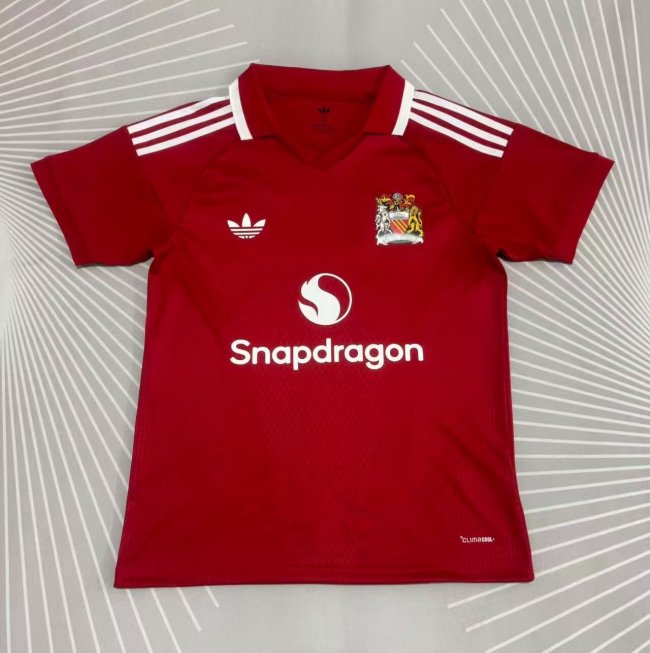 26-27 Manchester United 125th Anniversary away from home