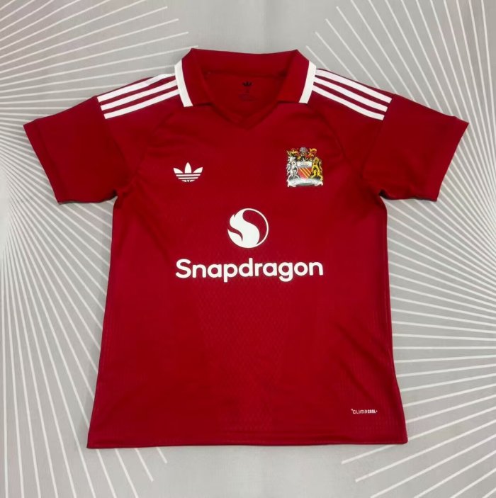 26-27 Manchester United 125th Anniversary away from home
