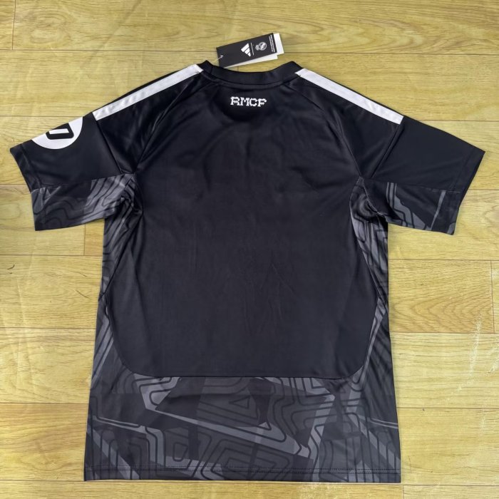 26/27  Real Madrid goalkeeper black