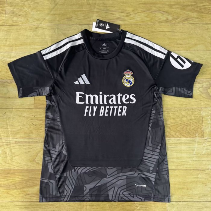 26/27  Real Madrid goalkeeper black