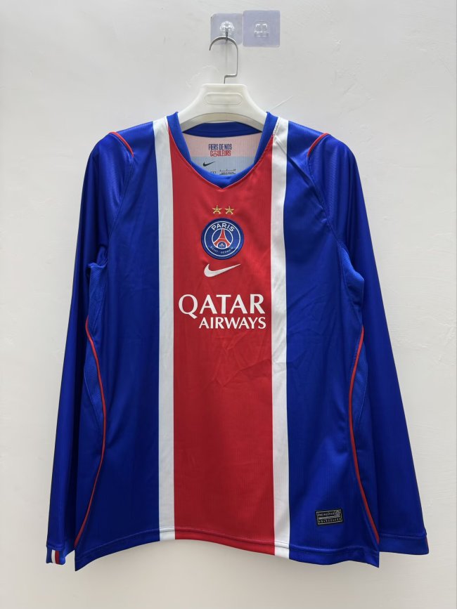 26/27 Paris home long sleeved football shirt