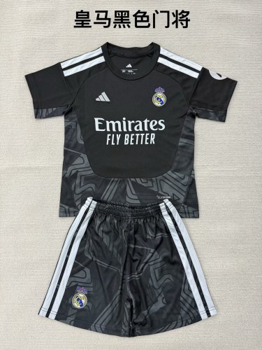 26/27 Real Madrid goalkeeper kids kit green