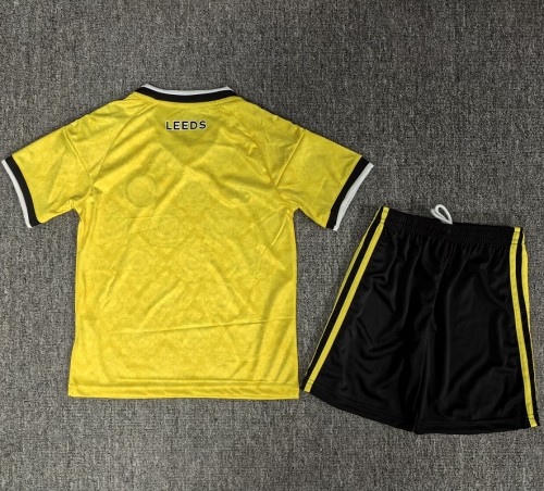 26/27 Leeds United Away kids kit