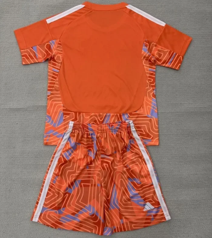 26/27 Juventus goalkeeper Adult set orange