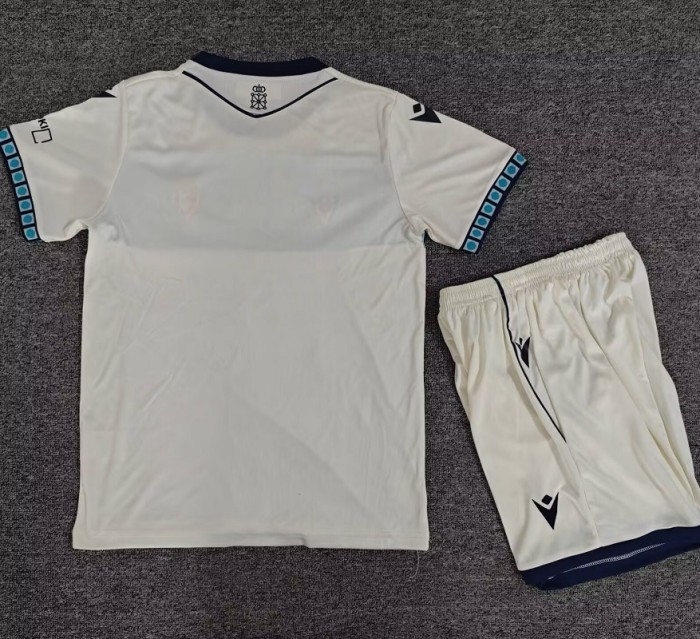 26/27 CA Osasuna away kids kit