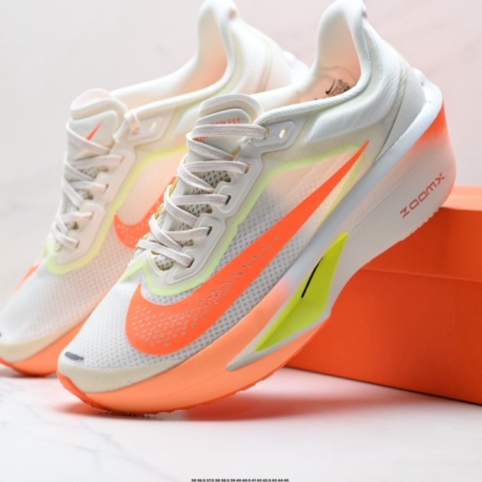 Nike ZOOM FLY6 Carbon Plate