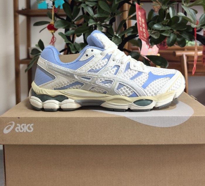 ASICS GEL-Cumulus 16