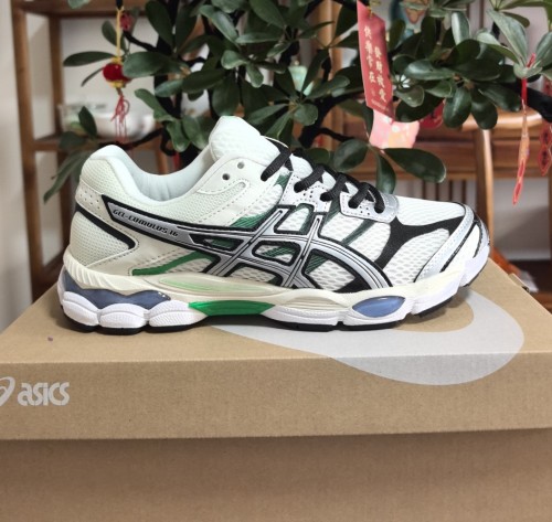 ASICS GEL-Cumulus 16
