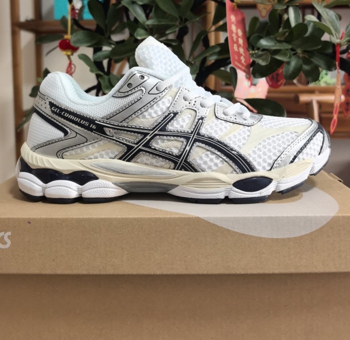 ASICS GEL-Cumulus 16
