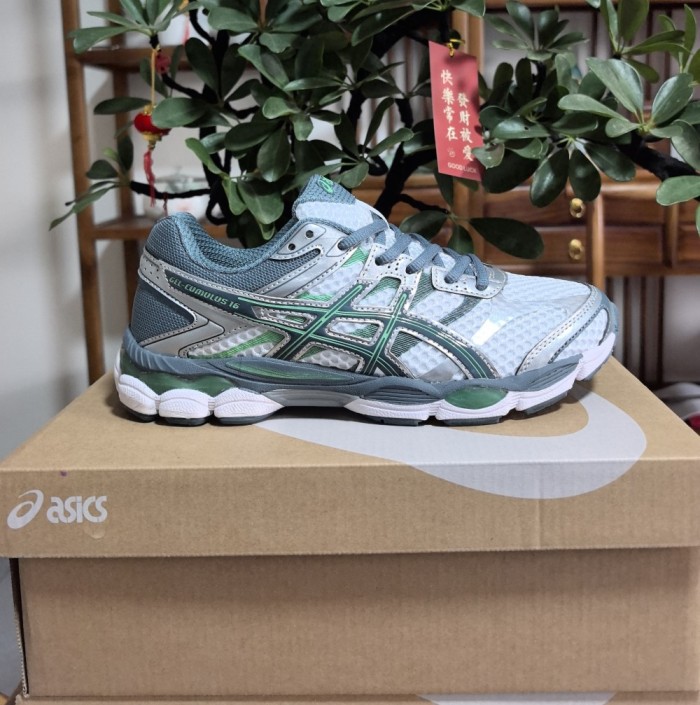 ASICS GEL-Cumulus 16
