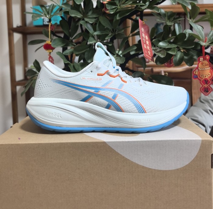 ASICS GEL-CUMULUS 28