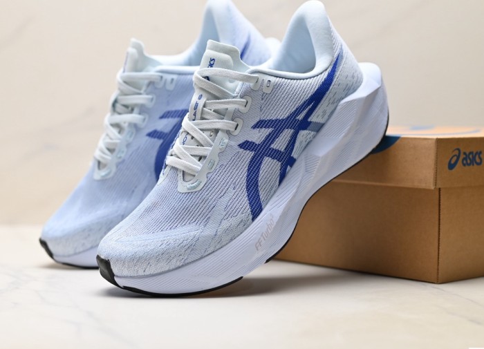 ASICS GEL-NOVABLAST 6
