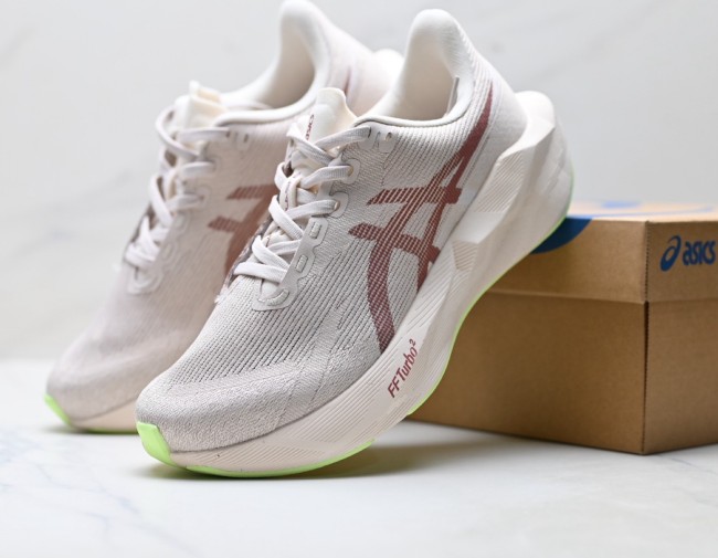 ASICS GEL-NOVABLAST 6
