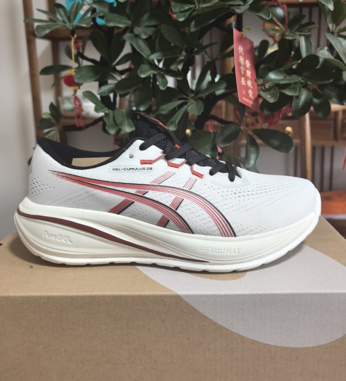 ASICS GEL-CUMULUS 28
