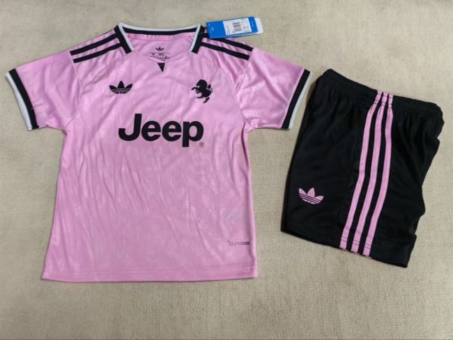 26/27 Juventus away kids kit