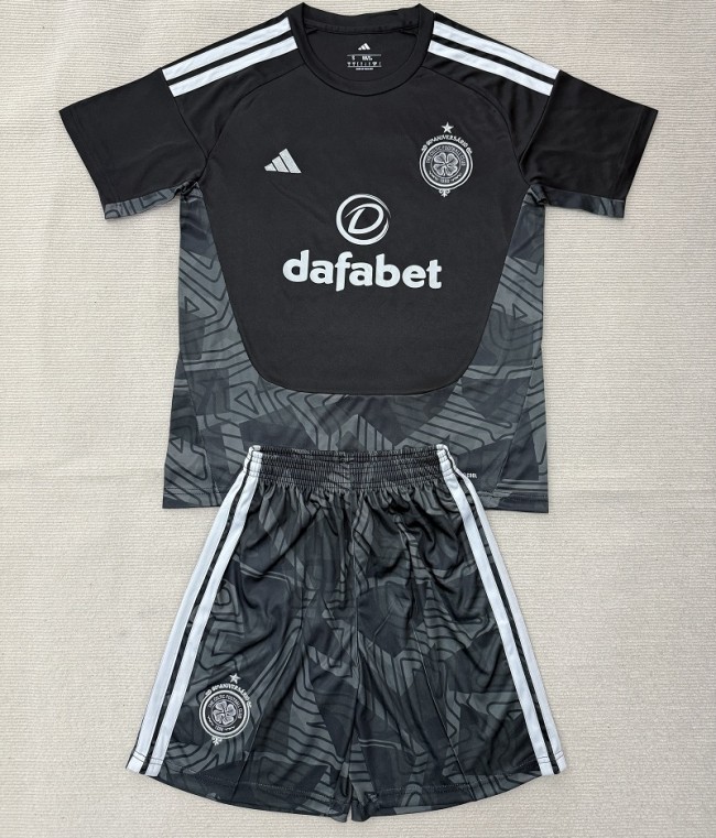 26/27 Celtic goalkeeper adult kit black