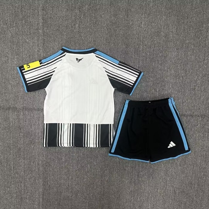 26/27 Newcastle United home kids kit
