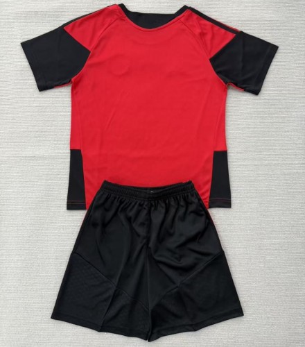 26/27 Manchester United training kids kit