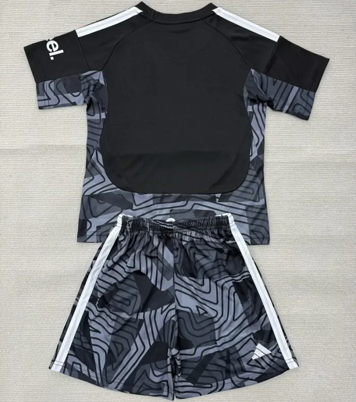 26/27 Arsenal goalkeeper Adult Set black