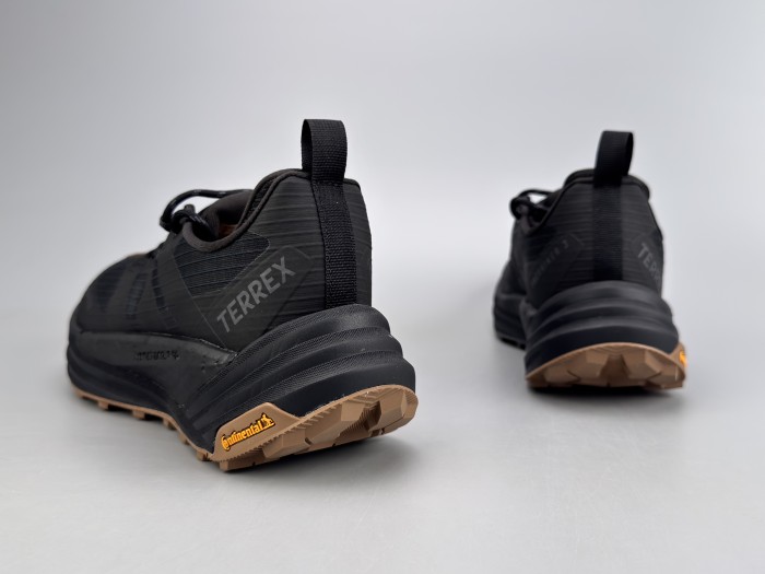 Adidas TERREX FREEHIKER 3 LOW GTX