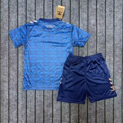 26/27 Sunderland third kids kit