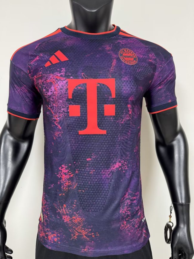 26/27 bayern munich third Player Version