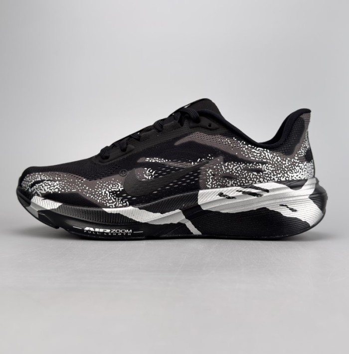 NIKE Pegasus 42