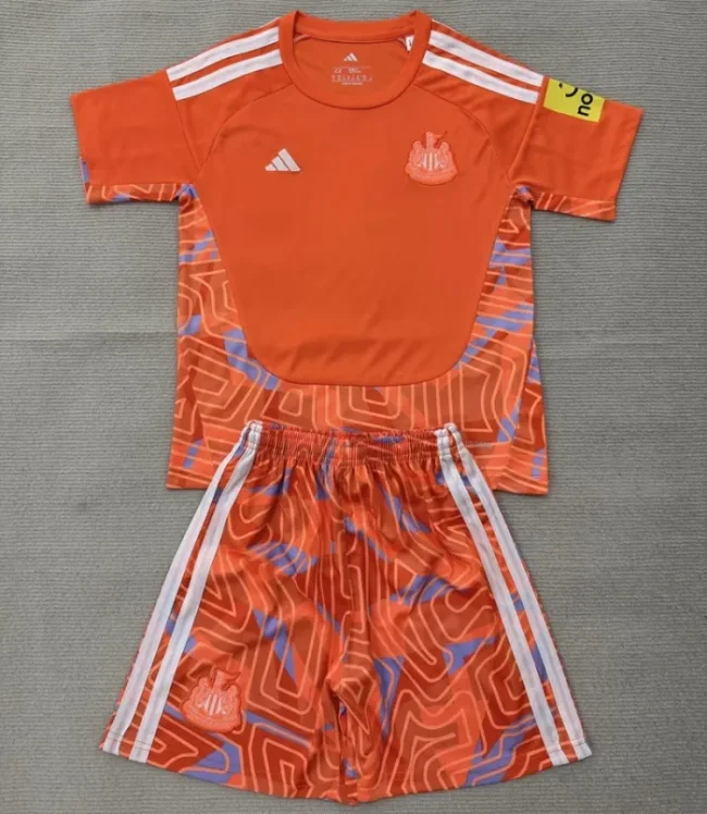 26/27 Newcastle United goalkeeper Adult Set orange