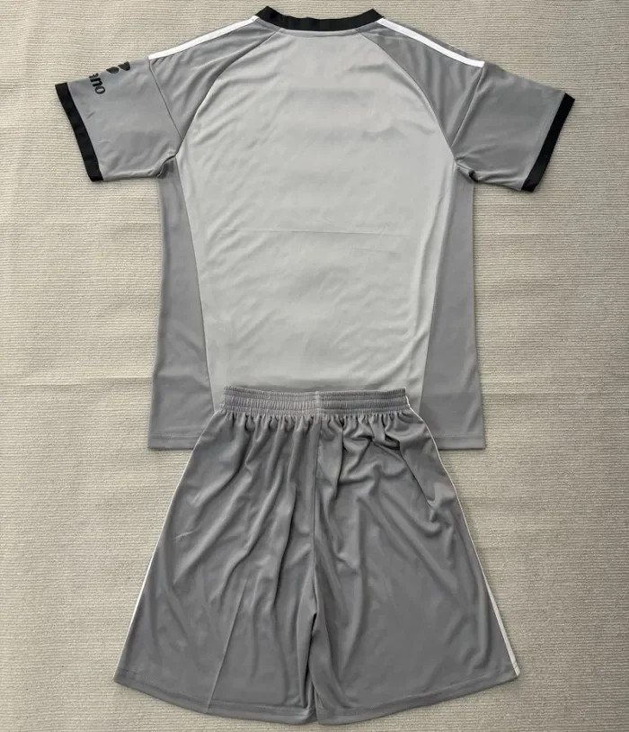 26/27 Aston Villa goalkeeper kids kit grey
