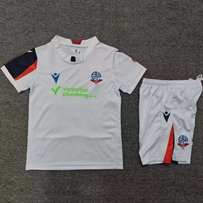 26/27 Bolton home kids kit