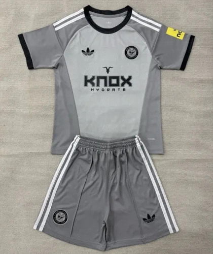 26/27 Newcastle United goalkeeper kids kit grey