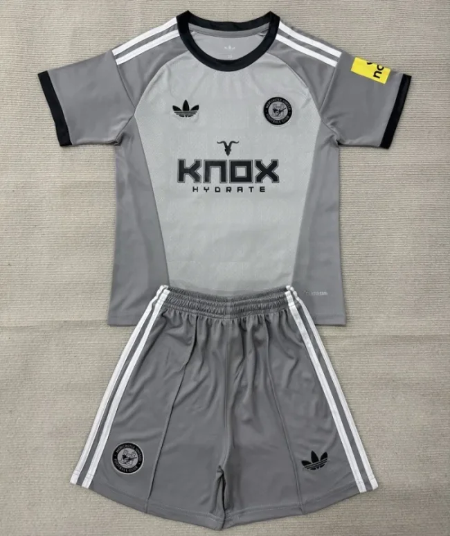 26/27 Newcastle United goalkeeper kids kit grey