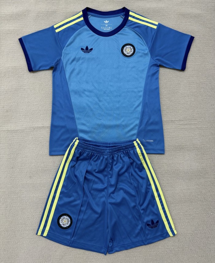 26/27 Leeds United goalkeeper kids kit