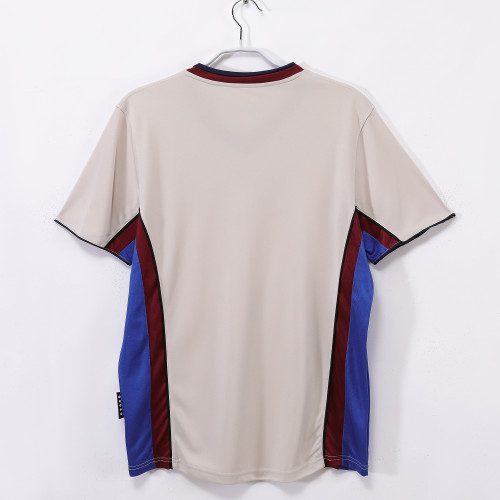 Retro 98/99 Barcelona away football shirt