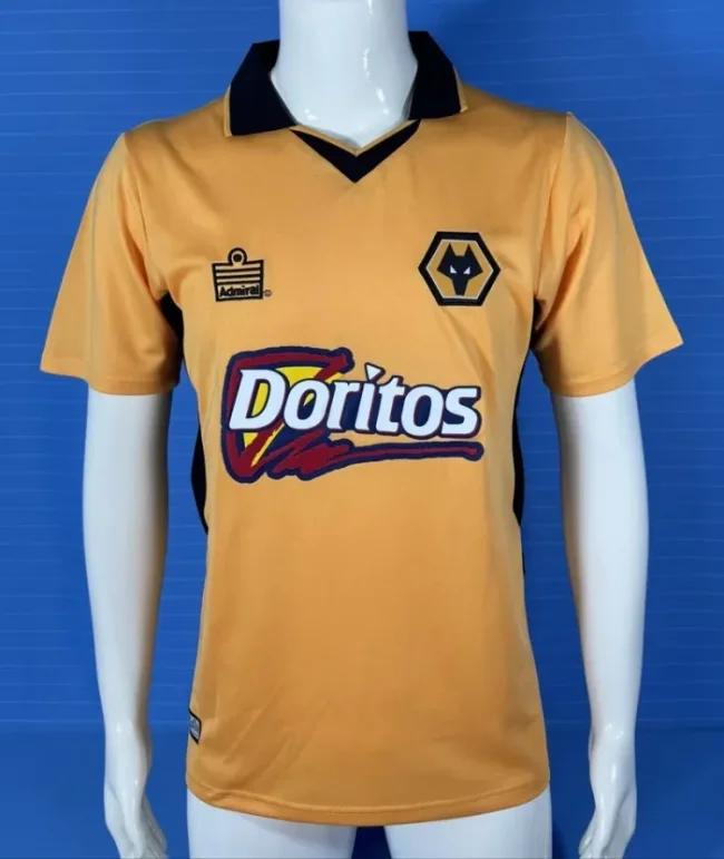 Retro 02/04 Wolverhampton Wanderers home football jersey
