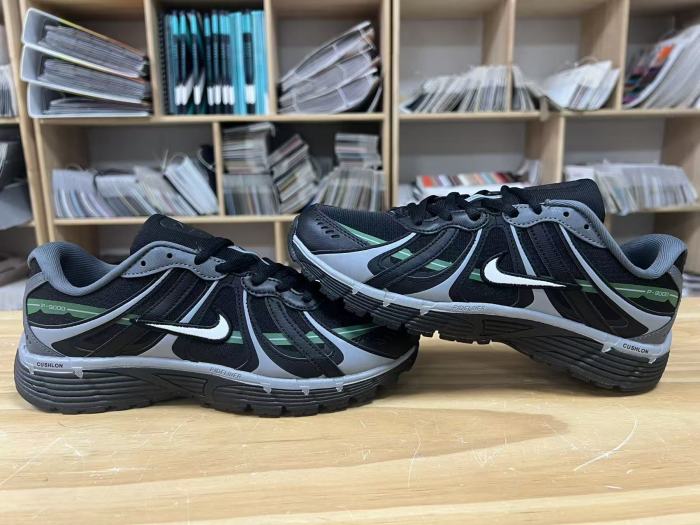 Nike P9000