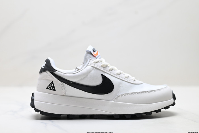 Nike ACG