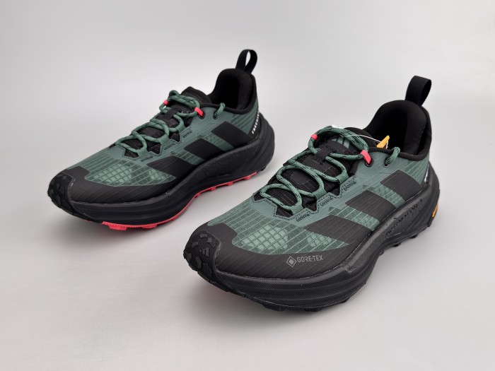 TERREX FREEHIKER